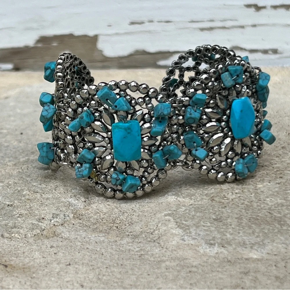 Chico's silver turquoise western toggle bracelet large medallions